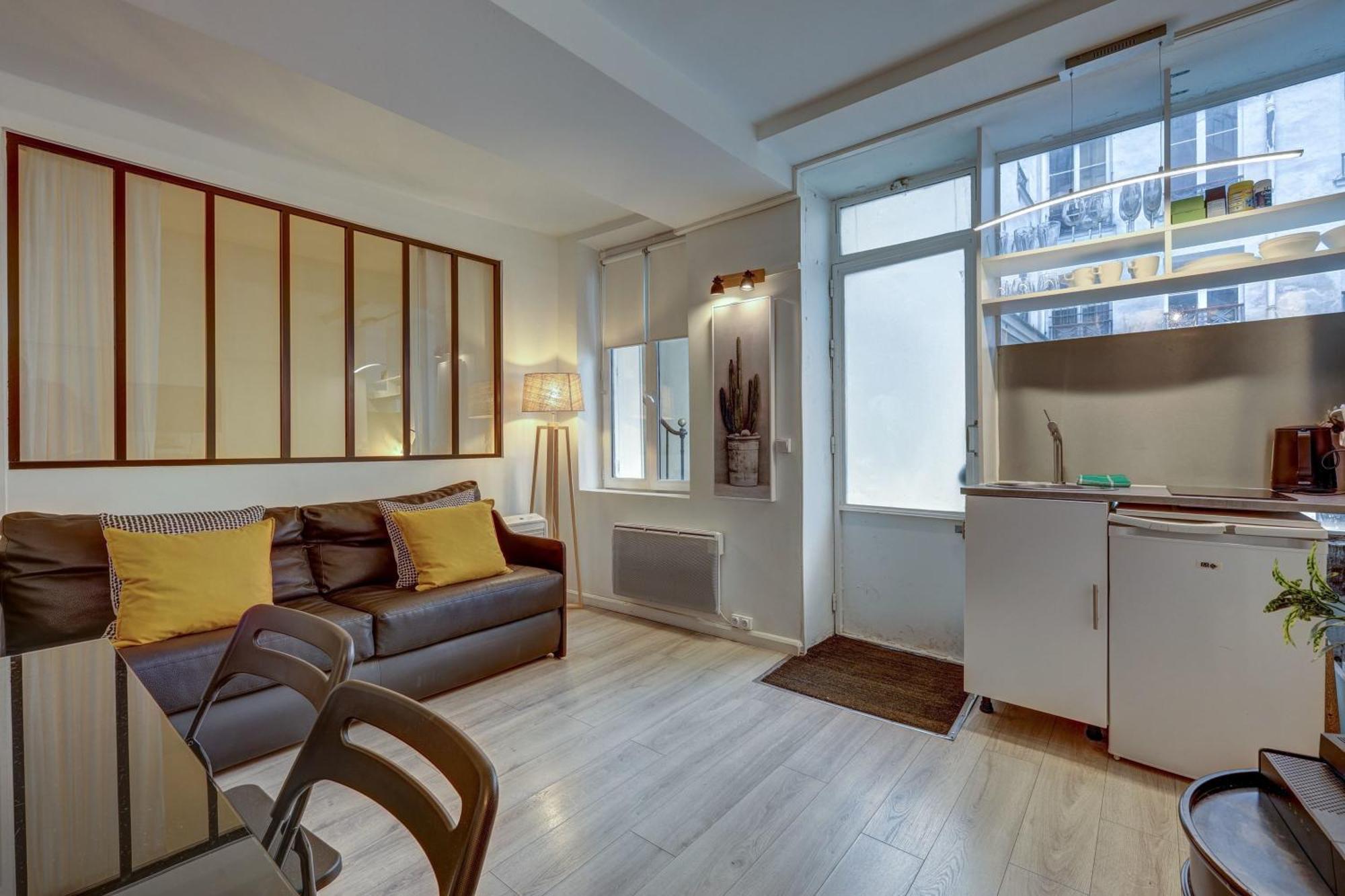 2 Bedroom In The Heart Of Le Marais